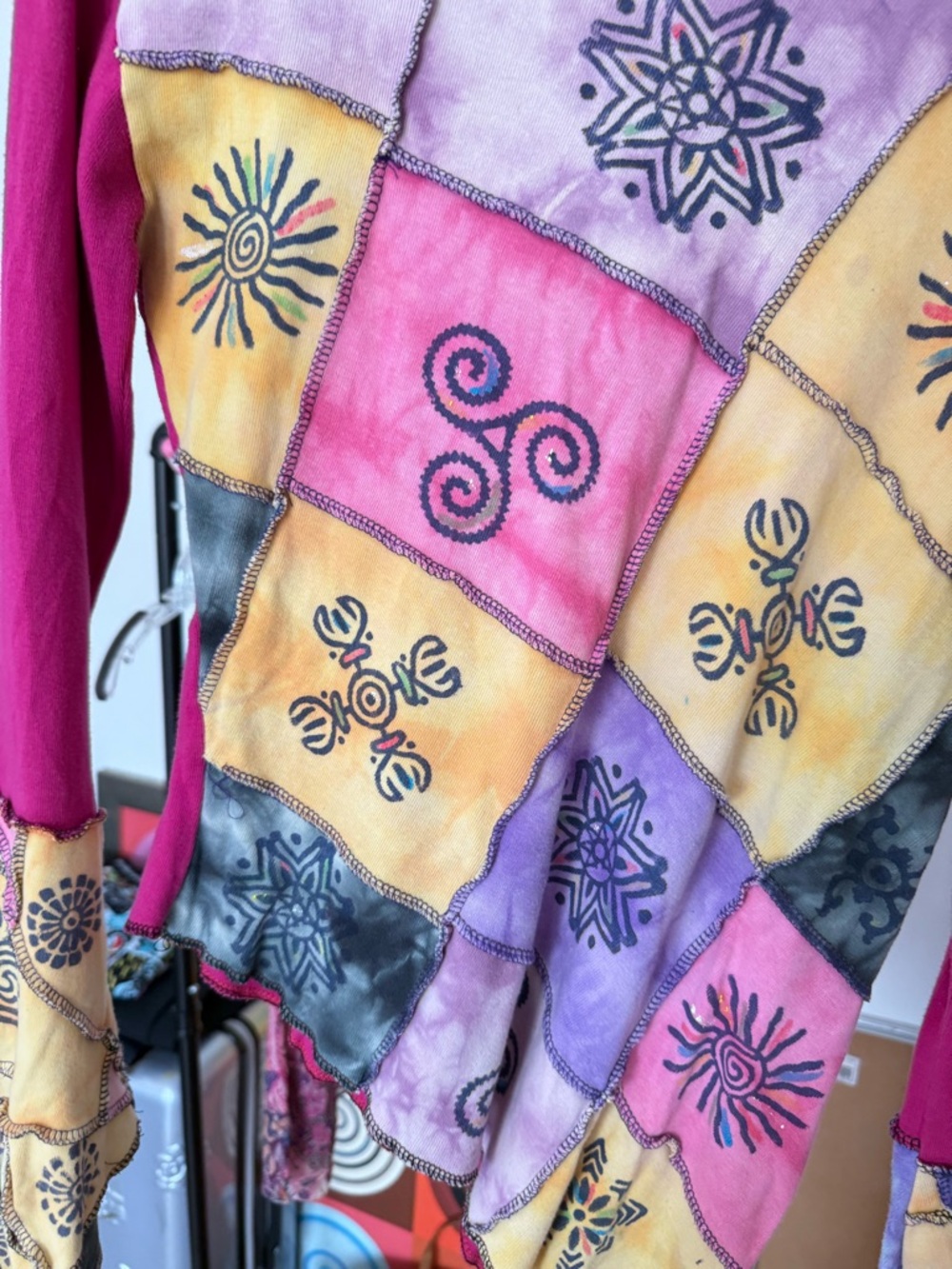 Assymetrical folk art long sleeve tee - Picture 6 of 14